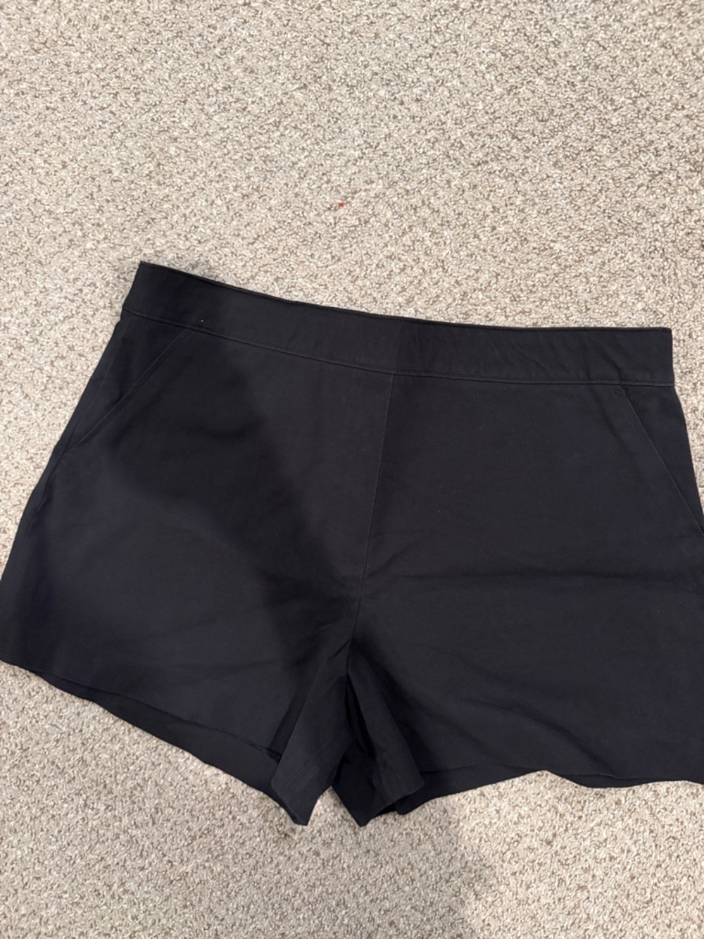 Women’s On-the-Go Shorts, 4"
Classic Black / XL
SPANX